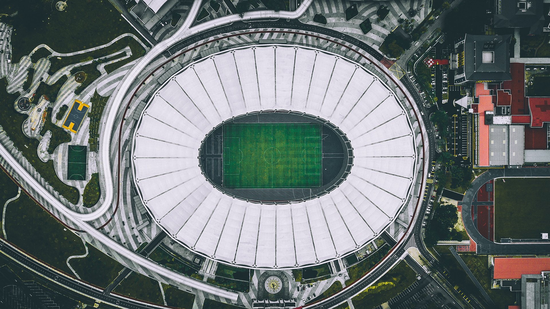北欧巨轮碾碎沙漠之鹰！久保建英独造三球，挪威4-0横扫卡塔尔挺进16强